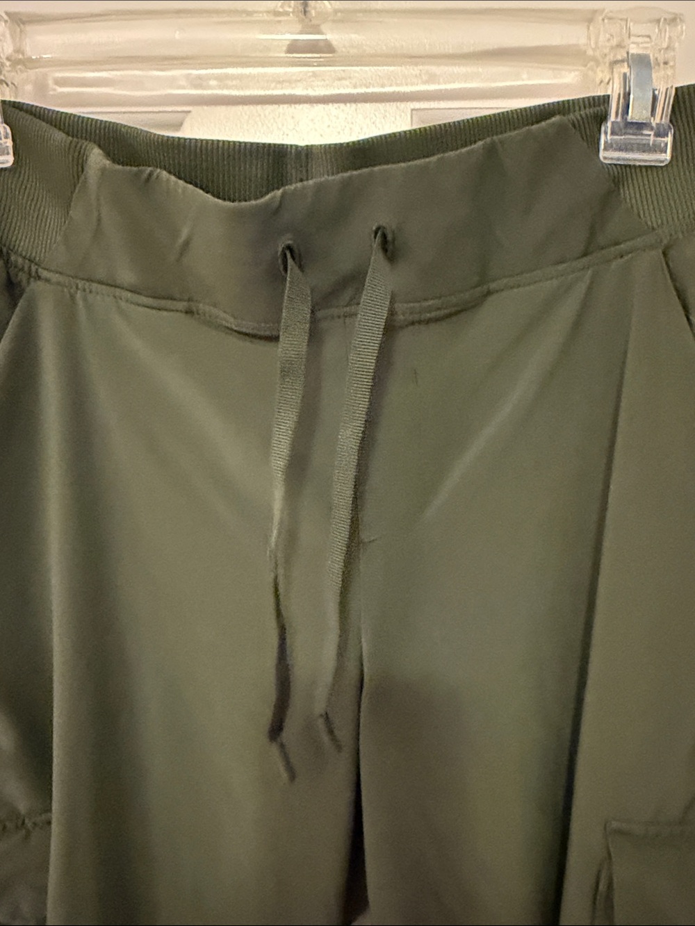 all in motion Olive Green Women's Cargo lightweight unlined jogger medium - Picture 7 of 11